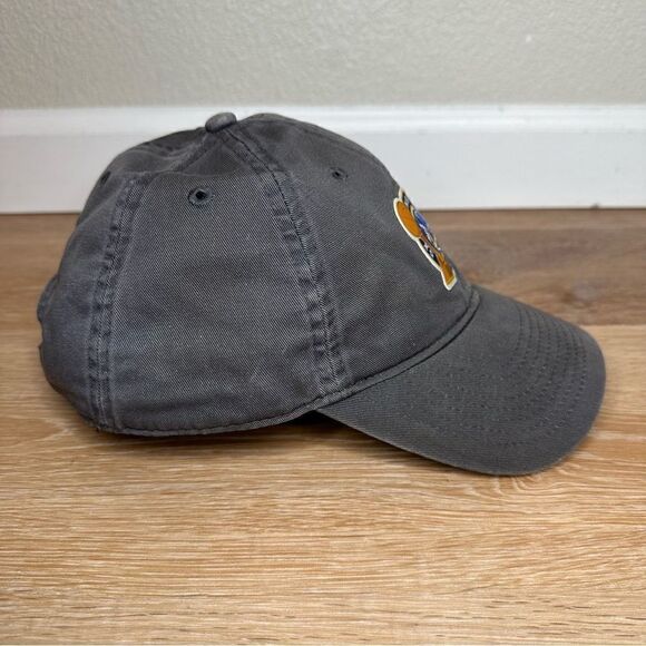 Adidas Golden State Warriors 2017 NBA Champions Adjustable Hat - Picture 6 of 11